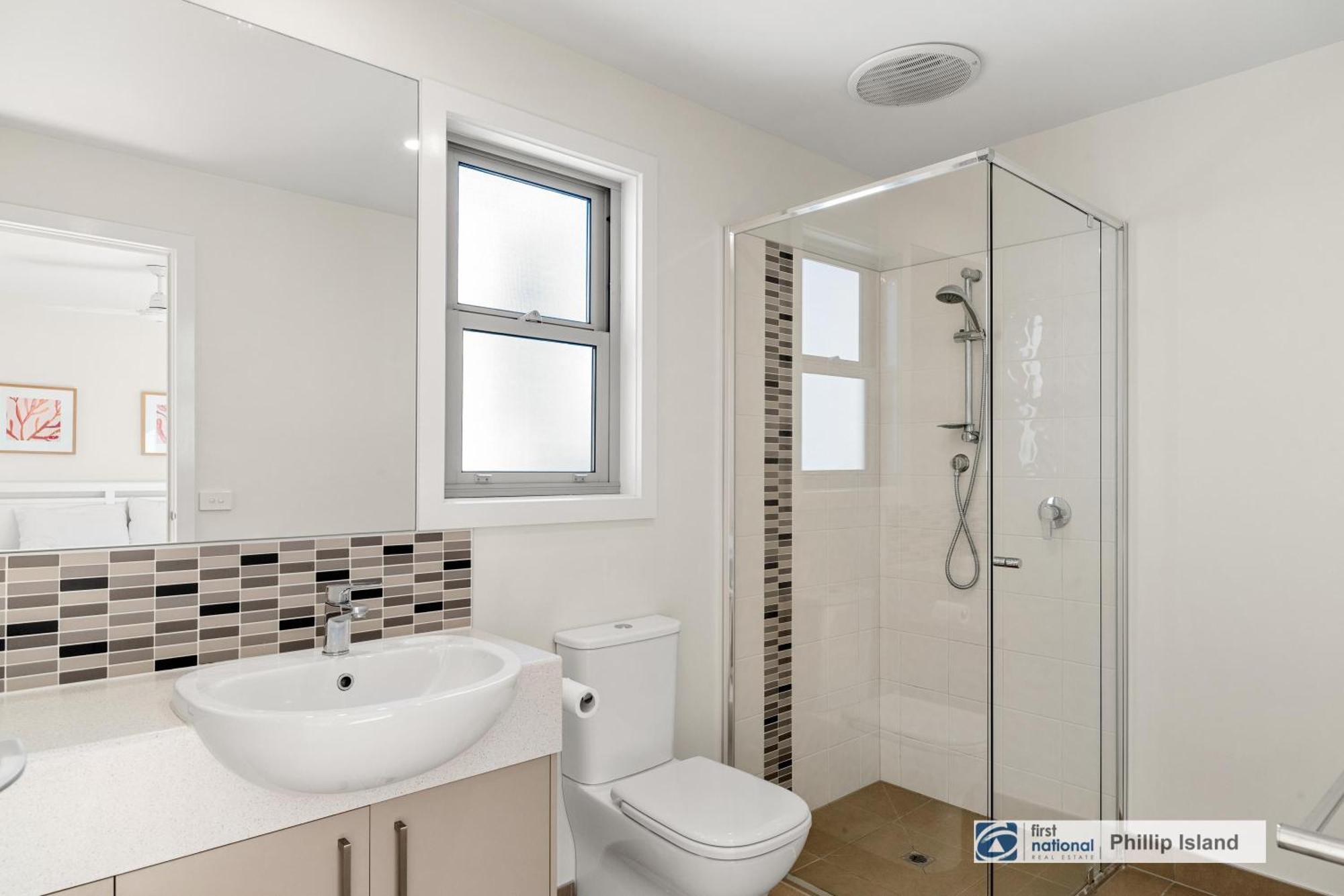 3-6 Broughton Ave, Cowes Villa Екстериор снимка