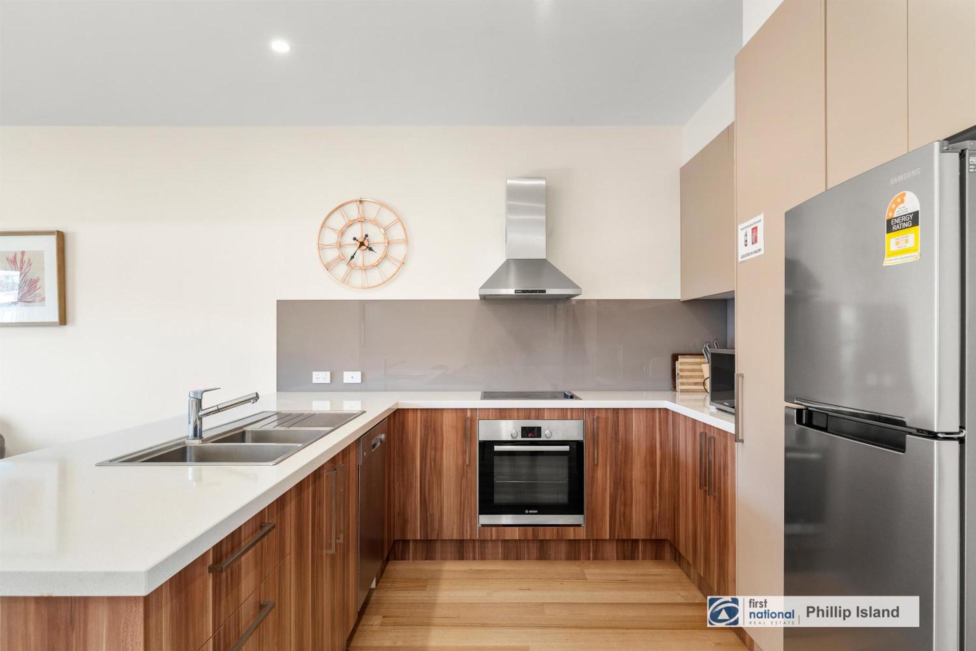 3-6 Broughton Ave, Cowes Villa Екстериор снимка
