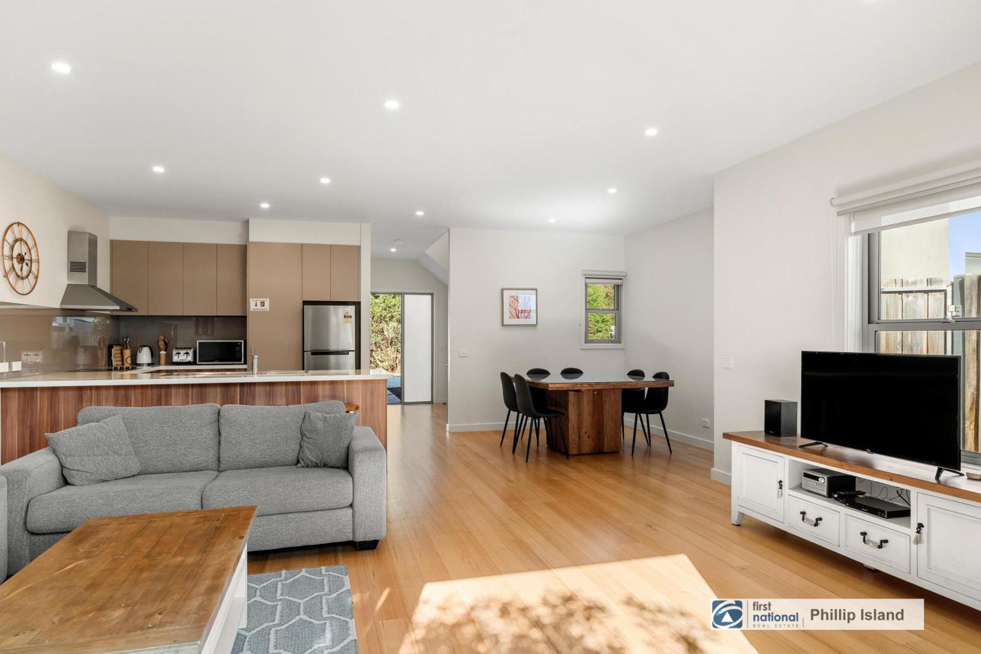 3-6 Broughton Ave, Cowes Villa Екстериор снимка
